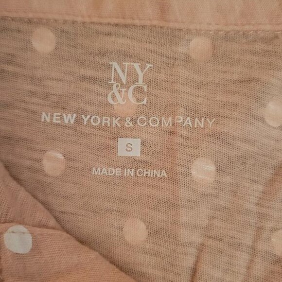 Top - Picture 2 of 3